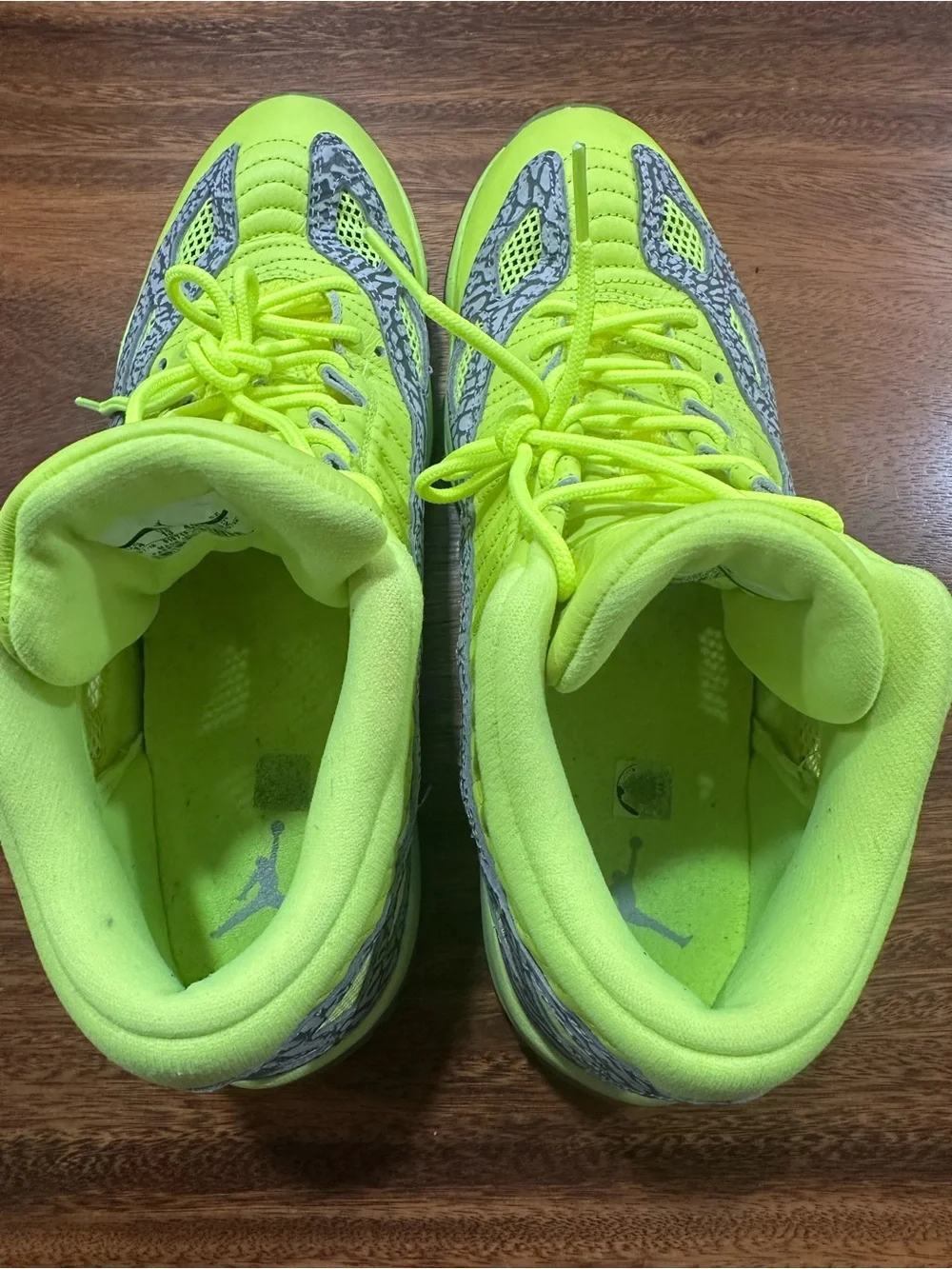 Jordan 11 Retro Low IE ‘Volt’ 919712-700 Men’s Sz 14 Elephant Translucent Pack